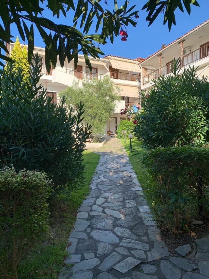 Sarizas Apartments Siviri Exterior photo